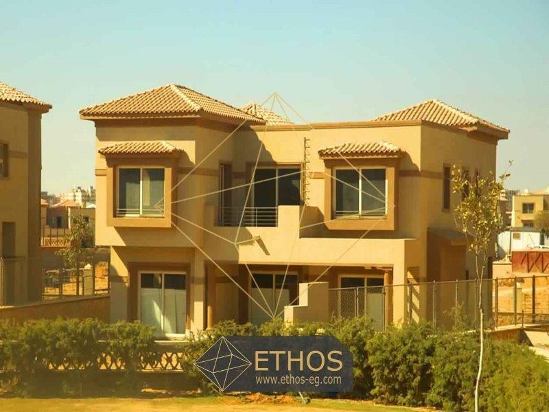 villa with nice view and garden with roof and basement for sale at pk1 palm hills katameya