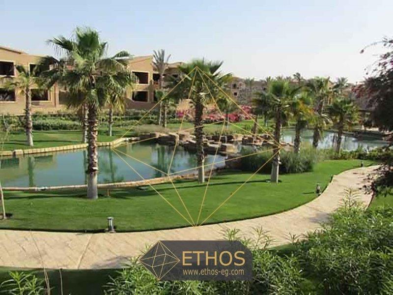 nice villa view at swan lake compound new cairo